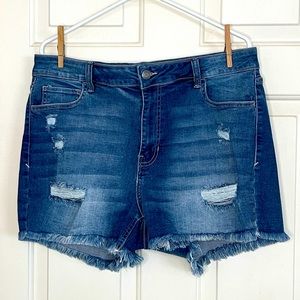 Cello Jean Shorts Size 18